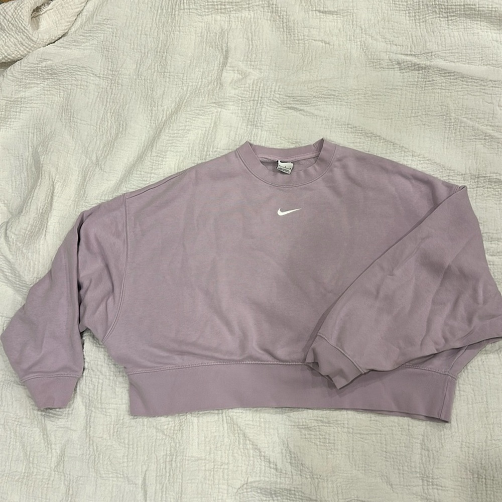 NIKE LAVENDER CROPED OVERSIZED SWEATSHIRT MEDIUM